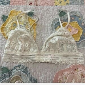 Victoria’s Secret bralette